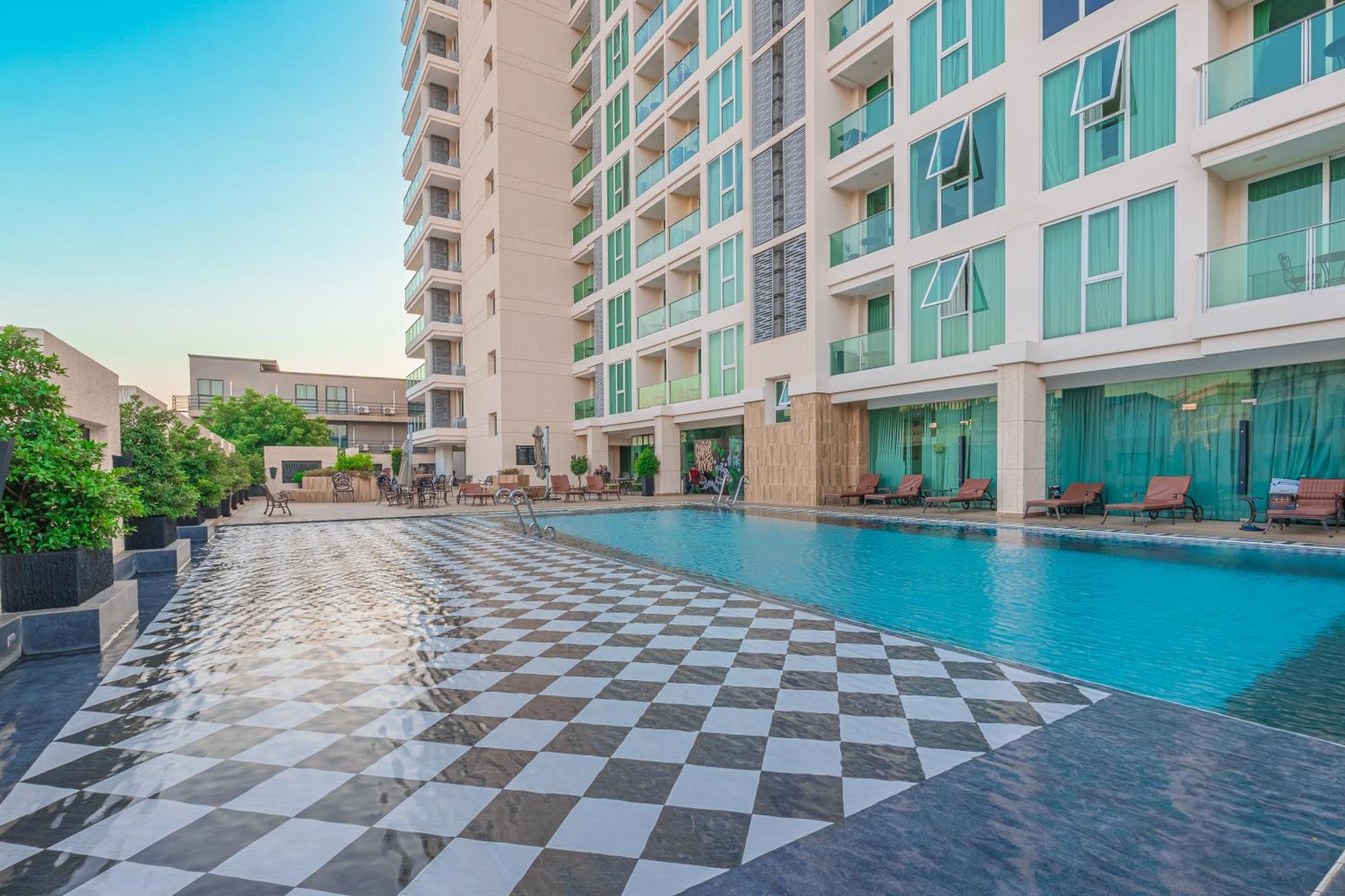 City Garden Tower By Pattaya Holiday Eksteriør bilde